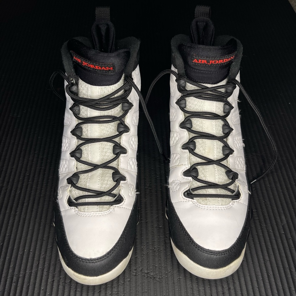 Space Jam Jordan 9s